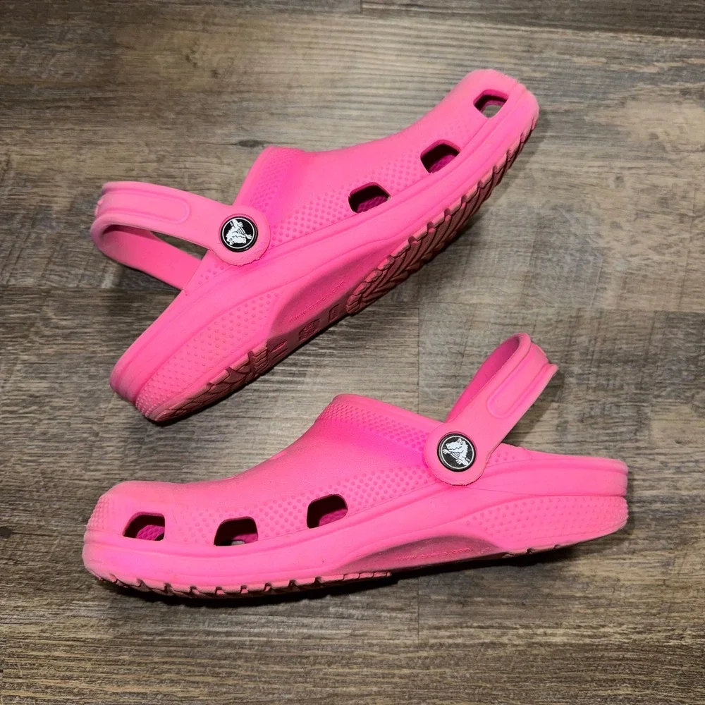 Crocs Classic Clog Kids J3 Bright Pink Coral Slip On Shoes Waterproof